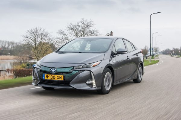 toyota, exterieur, priusphev, schuinvoor, grijs