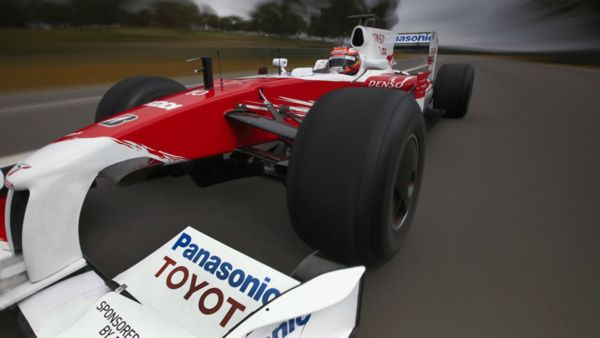 toyota-formula1-2009-1