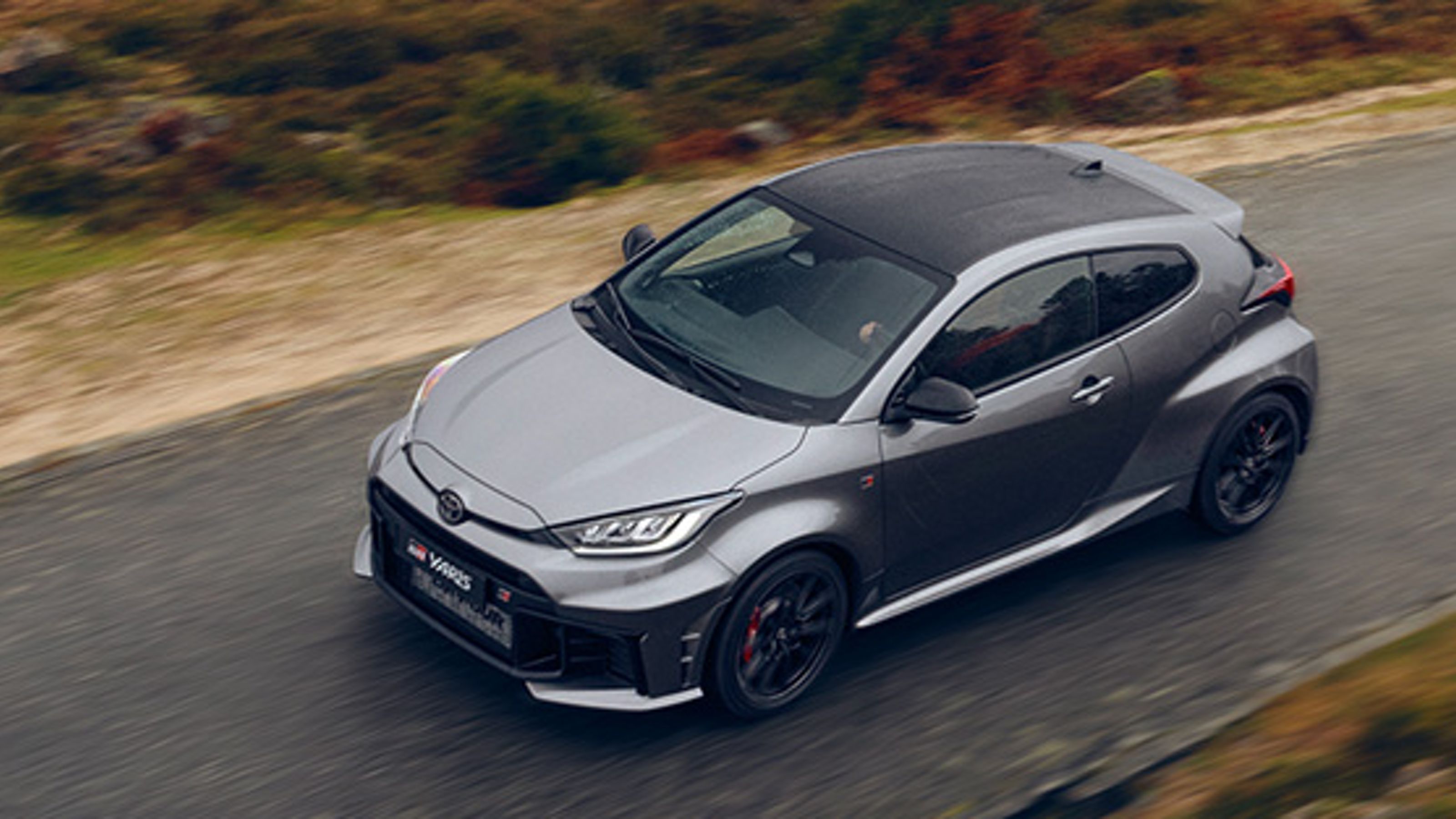 Toyota, GR Yaris, exterieur, driekwart, links, voor, rijdend