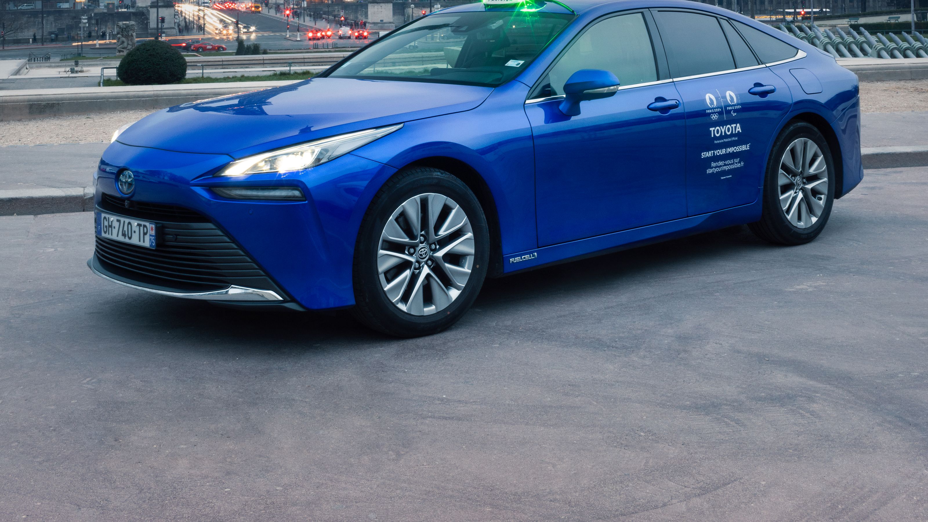 toyota mirai