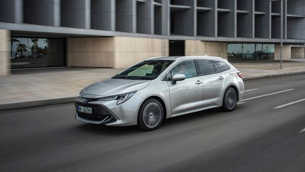 TOYOTA NAJPOPULARNIEJSZĄ MARKĄ W POLSCE