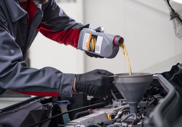 toyota-oil-1056