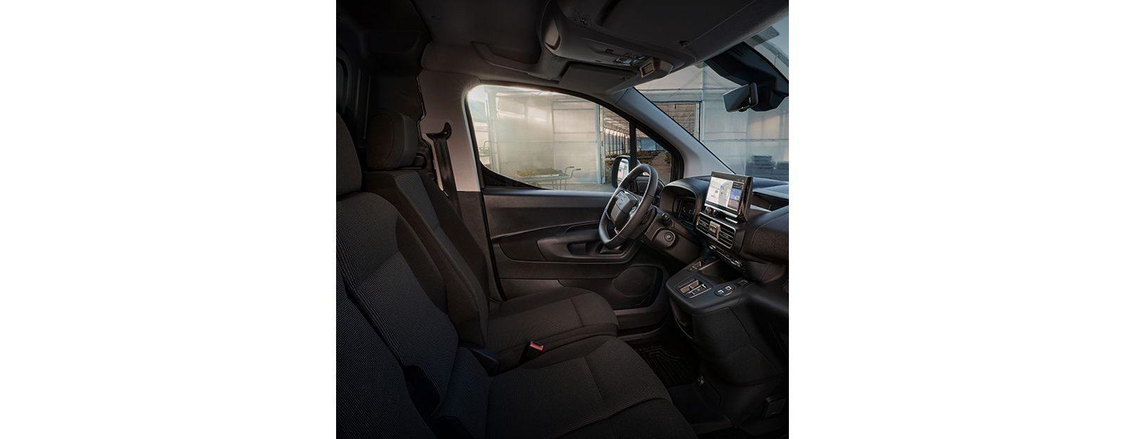 Toyota Proace City con cabina digitale e ufficio mobile