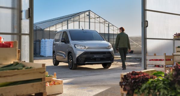 toyota-proace-city-2024-service-finance-operating