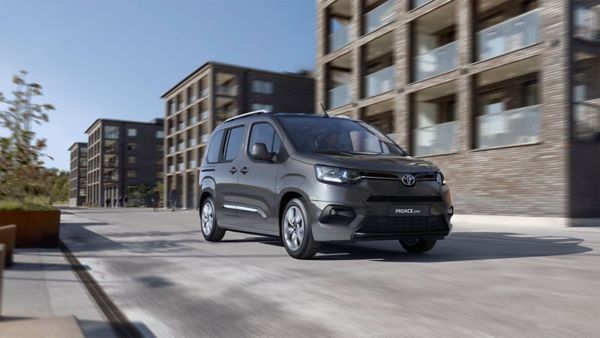 toyota-proace-city-verso-2020-gallery-01