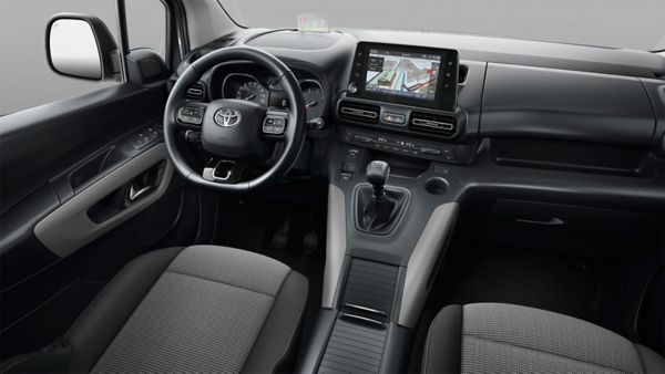 toyota-proace-city-verso-2020-gallery-05