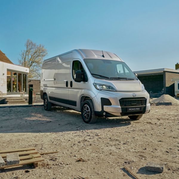 Toyota Proace MAX 2025 exterieur rechts schuin voor
