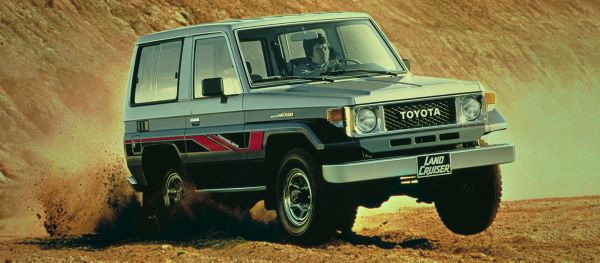 LAND CRUISER-HISTORIEN