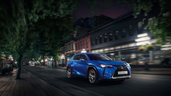 DE ELEKTRISCHE LEXUS UX 300e ELECTRIC HEEFT EEN JAPANSE ZIEL