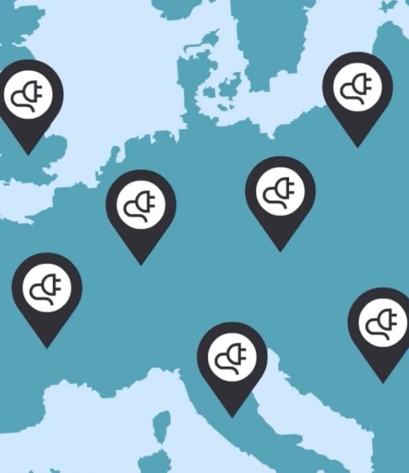 Mapa Europy z zaznaczonymi punktami do ładowania.