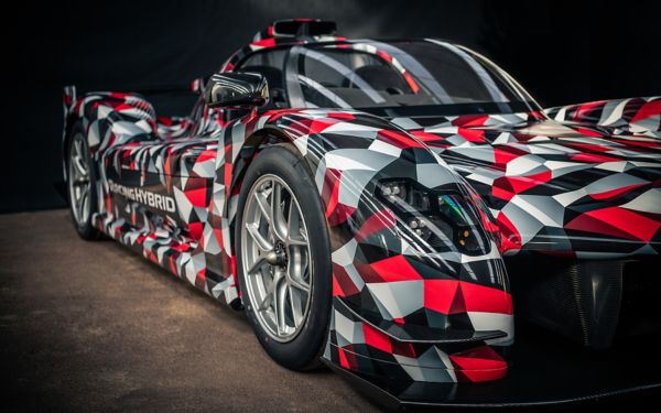 TOYOTA GAZOO Racingin WEC-tiimin auto TS050 Hybrid #8
