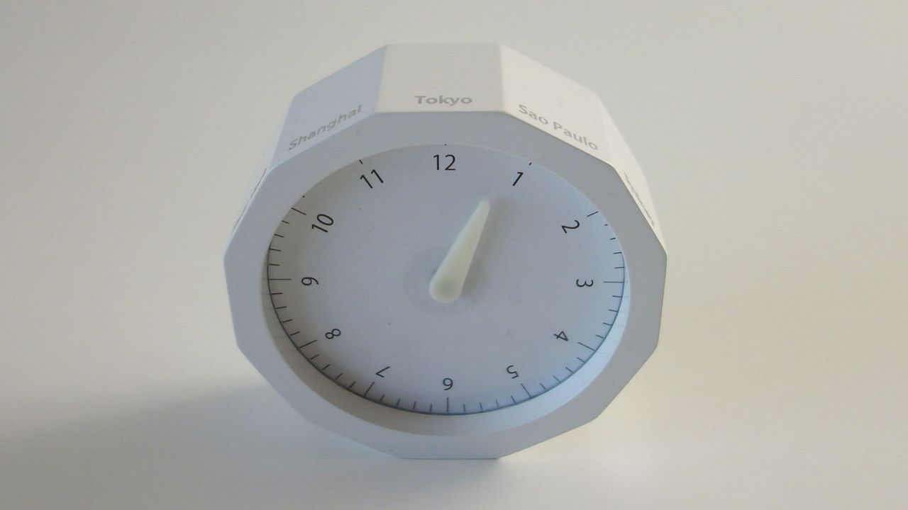 Lexus horloge clearance